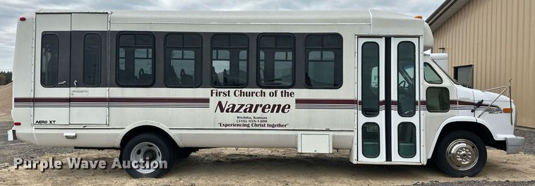 image for item EQ4593 1996 Chevrolet Aero XT 30 HD shuttle bus