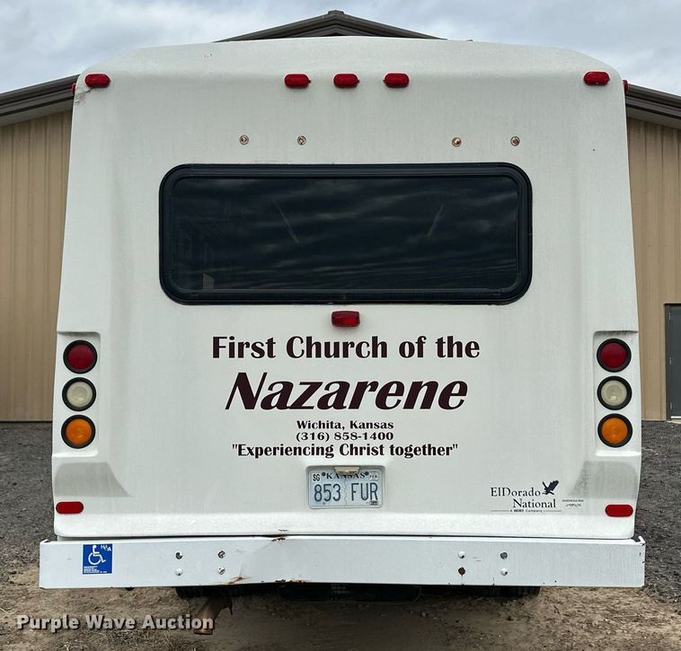 image for item EQ4593 1996 Chevrolet Aero XT 30 HD shuttle bus