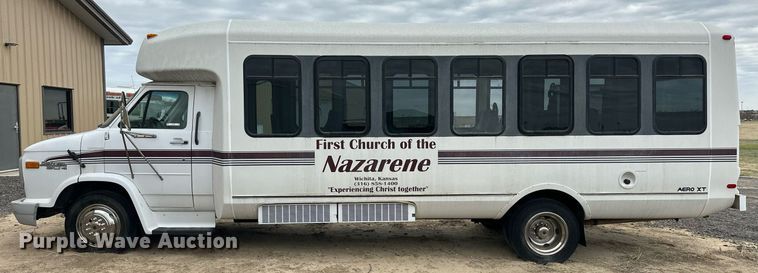 image for item EQ4593 1996 Chevrolet Aero XT 30 HD shuttle bus