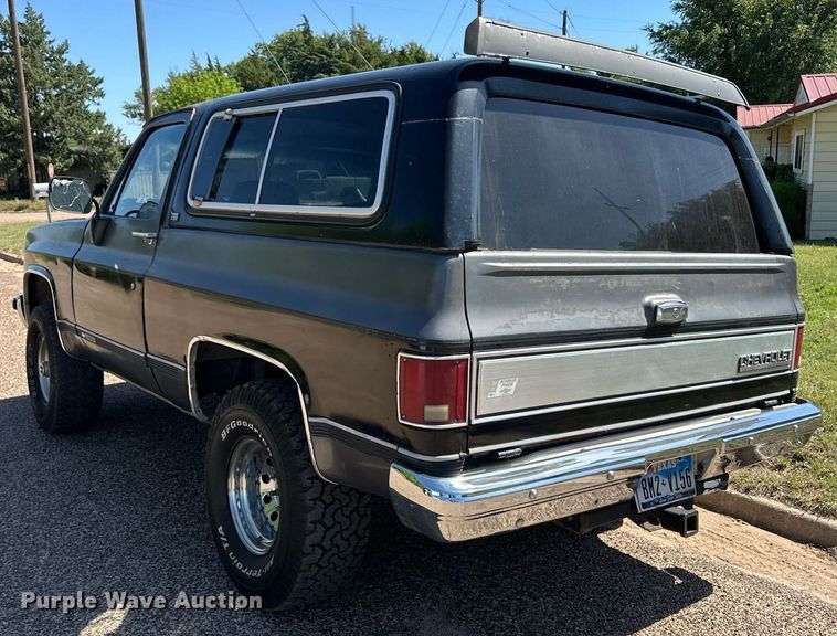 image for item EQ4755 1989 Chevrolet Blazer SUV