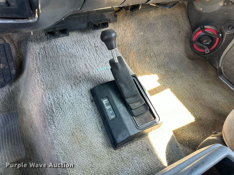 image for item EQ4755 1989 Chevrolet Blazer SUV