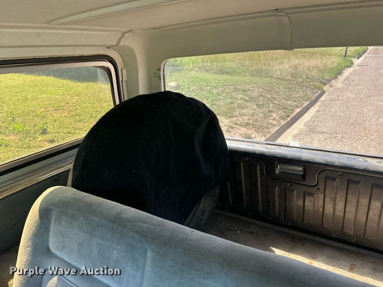 image for item EQ4755 1989 Chevrolet Blazer SUV