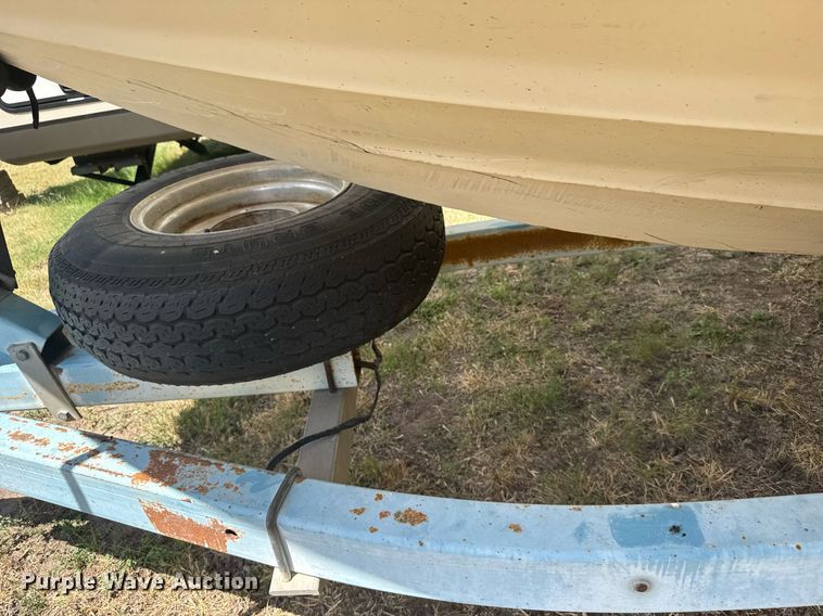 image for item ER2099 1978 Sea Ray boat