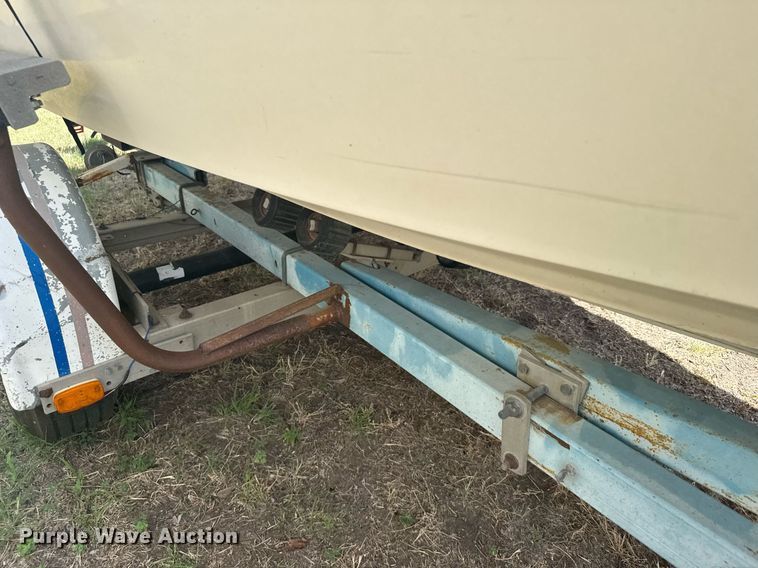 image for item ER2099 1978 Sea Ray boat