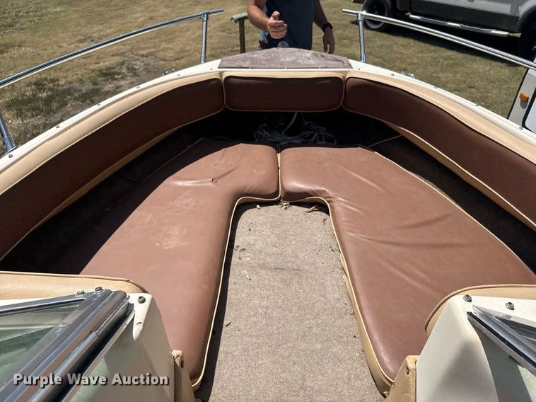 image for item ER2099 1978 Sea Ray boat