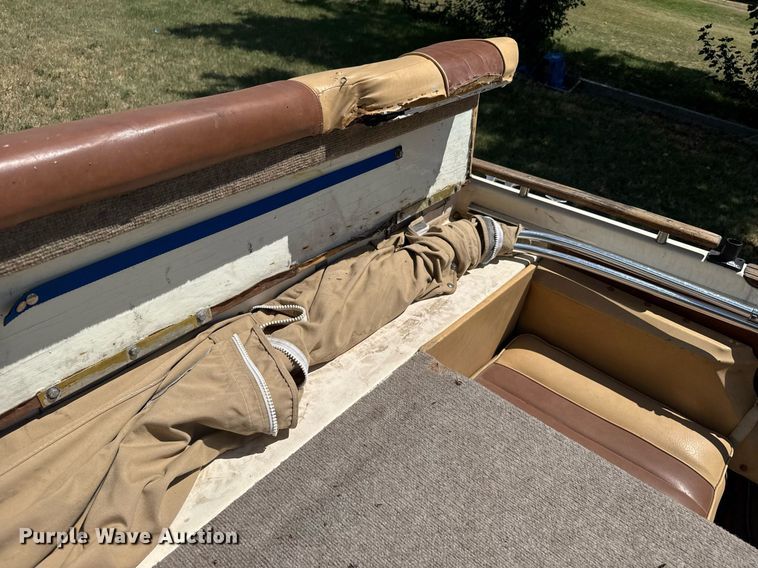 image for item ER2099 1978 Sea Ray boat