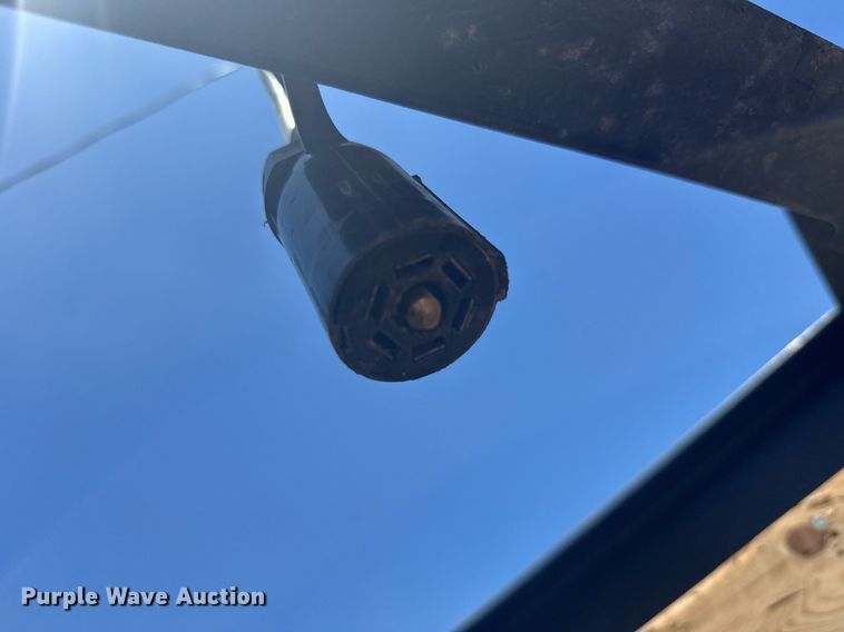 image for item ER2117 2000 Neal equipment trailer