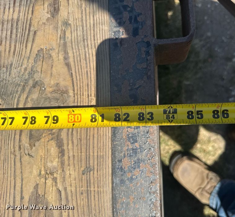 image for item ER2117 2000 Neal equipment trailer