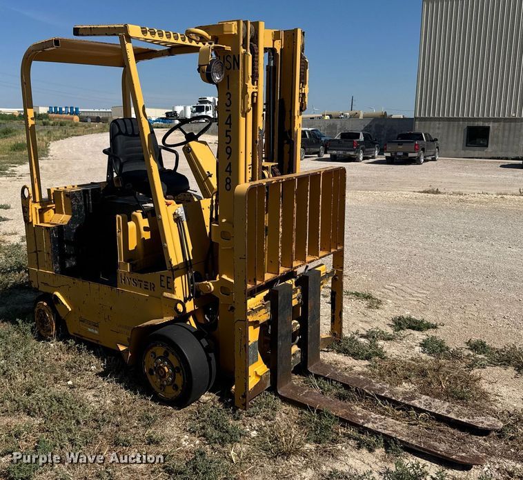 image for item ER2146 2014 Hyster E60XL-MIL forklift