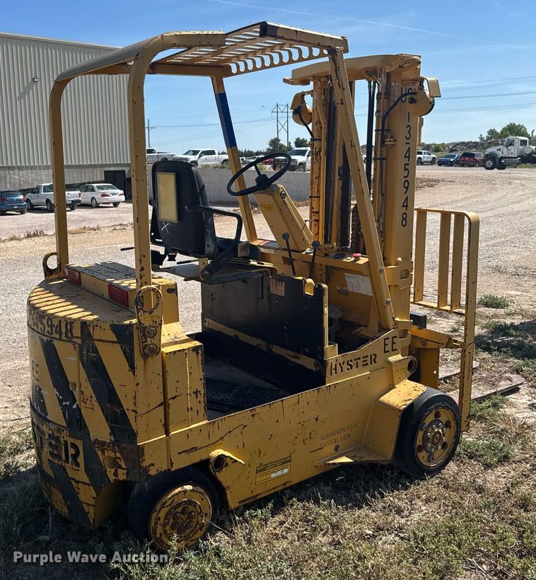 image for item ER2146 2014 Hyster E60XL-MIL forklift