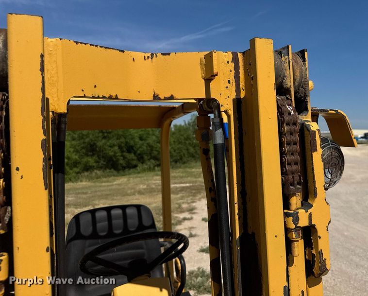 image for item ER2146 2014 Hyster E60XL-MIL forklift
