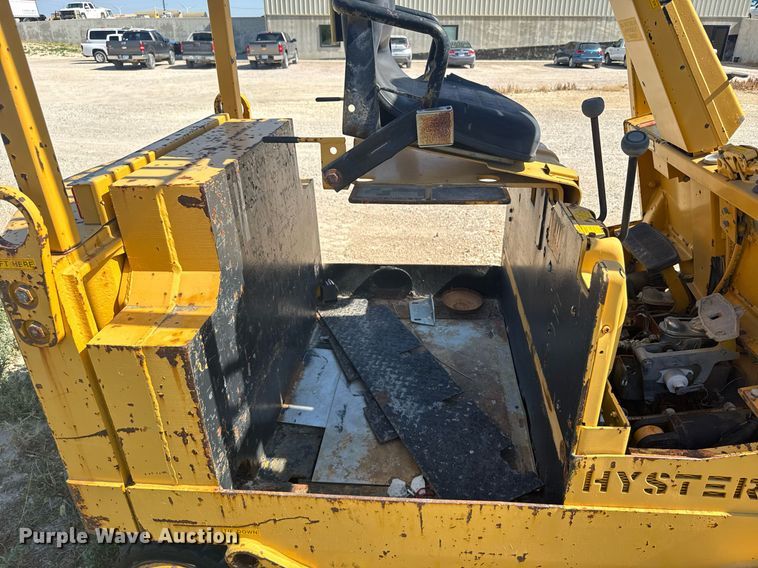 image for item ER2146 2014 Hyster E60XL-MIL forklift