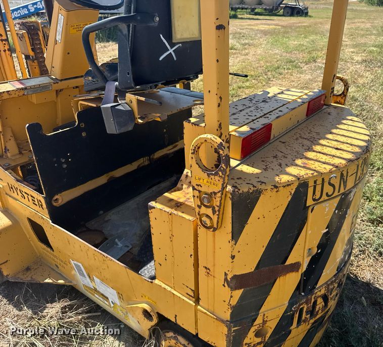 image for item ER2146 2014 Hyster E60XL-MIL forklift