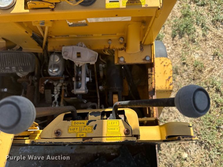 image for item ER2146 2014 Hyster E60XL-MIL forklift