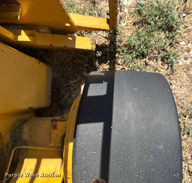 image for item ER2146 2014 Hyster E60XL-MIL forklift