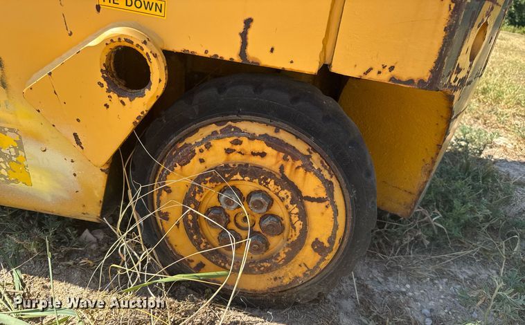 image for item ER2146 2014 Hyster E60XL-MIL forklift