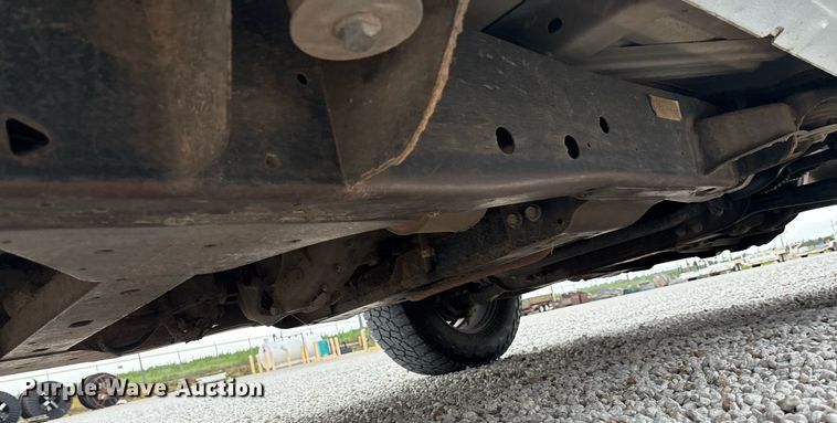 image for item ET8006 2017 Chevrolet Silverado 1500  Double Cab pickup truck