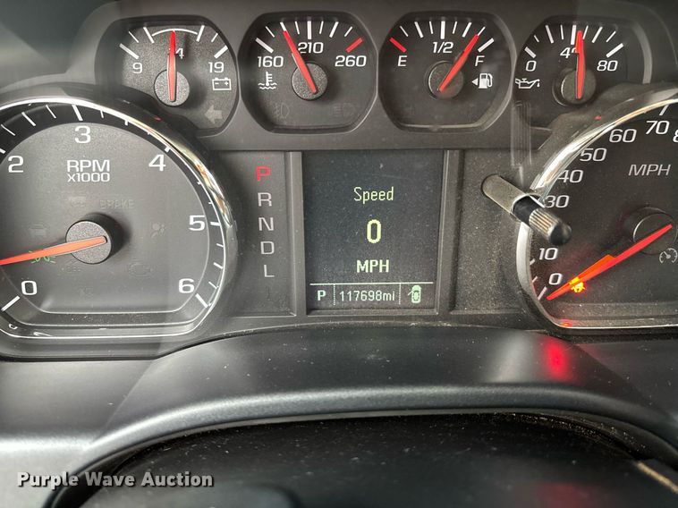 image for item ET8006 2017 Chevrolet Silverado 1500  Double Cab pickup truck