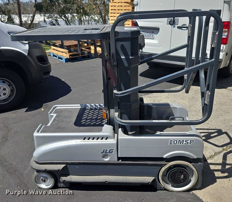 image for item FB9404 2007 JLG 10MSP order picker