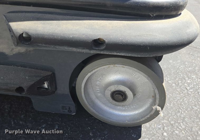 image for item FB9404 2007 JLG 10MSP order picker