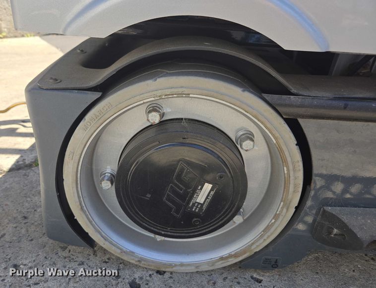 image for item FB9404 2007 JLG 10MSP order picker