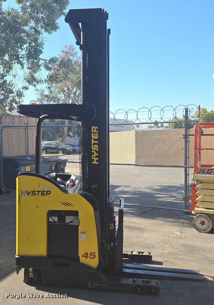 image for item FB9405 2019 Hyster N45ZR2-16.5 order picker