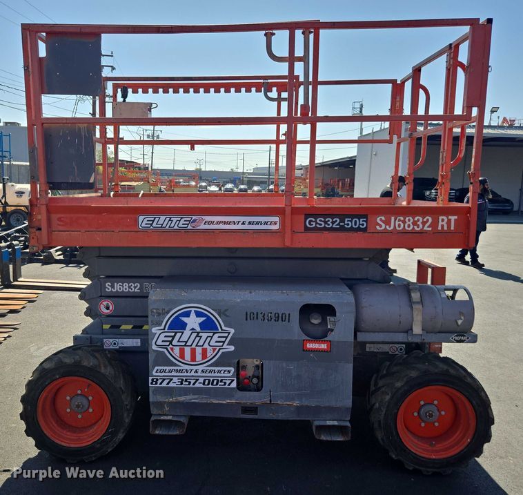 image for item FB9406 2014 Skyjack SJ 6832RT scissor lift