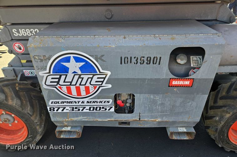 image for item FB9406 2014 Skyjack SJ 6832RT scissor lift