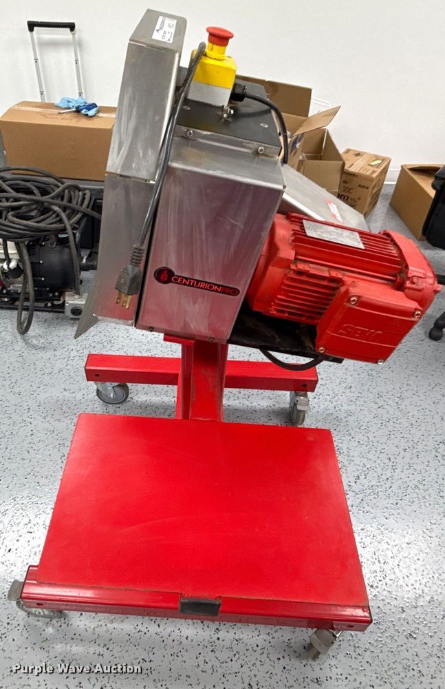 image for item HI9333 Centurion Pro High Performance Bucker hemp stripper