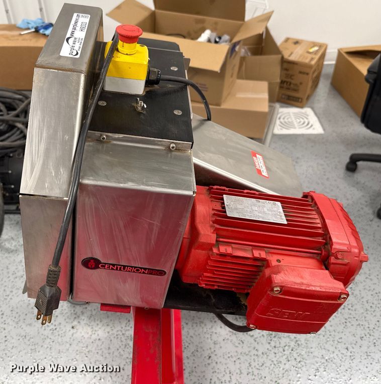 image for item HI9333 Centurion Pro High Performance Bucker hemp stripper