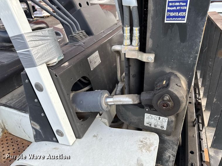 image for item MZ9391 2013 Nissan PF80YLP forklift