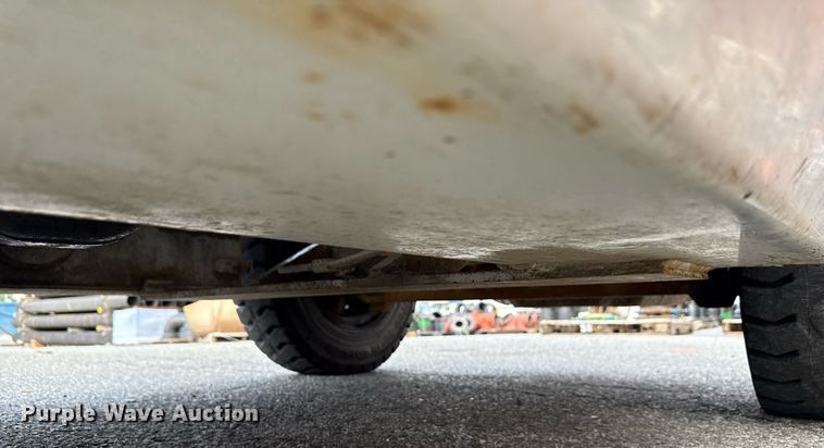 image for item MZ9391 2013 Nissan PF80YLP forklift