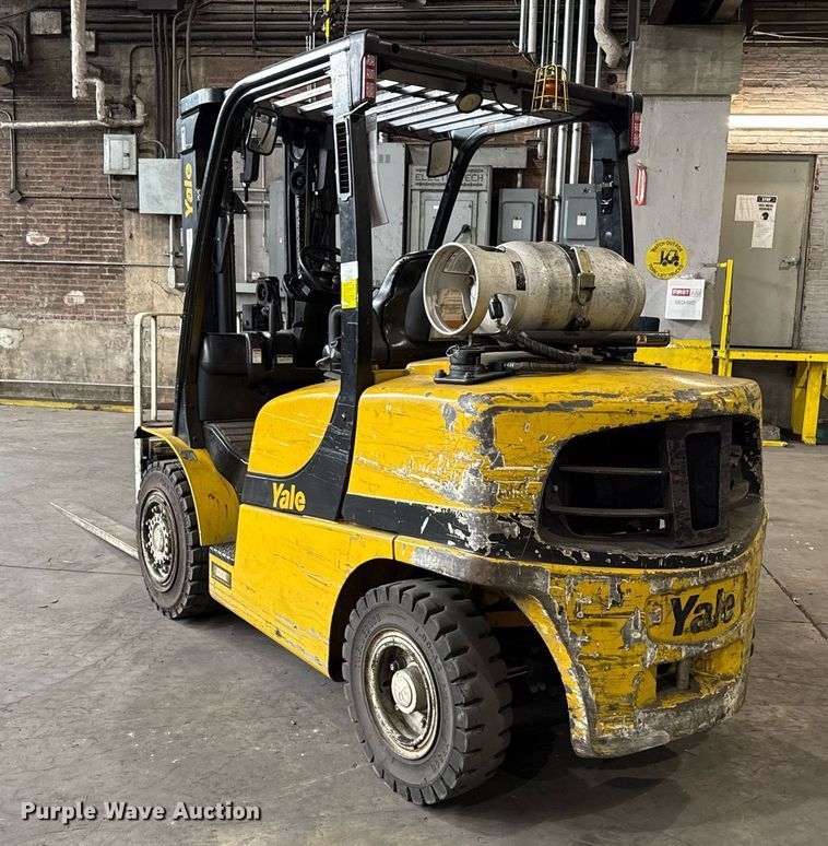 image for item MZ9392 2018 Yale GLP050 forklift