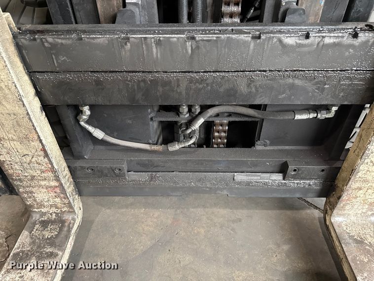 image for item MZ9392 2018 Yale GLP050 forklift