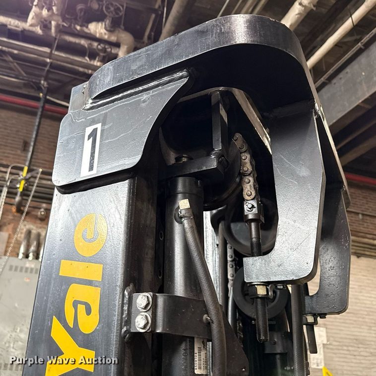 image for item MZ9392 2018 Yale GLP050 forklift