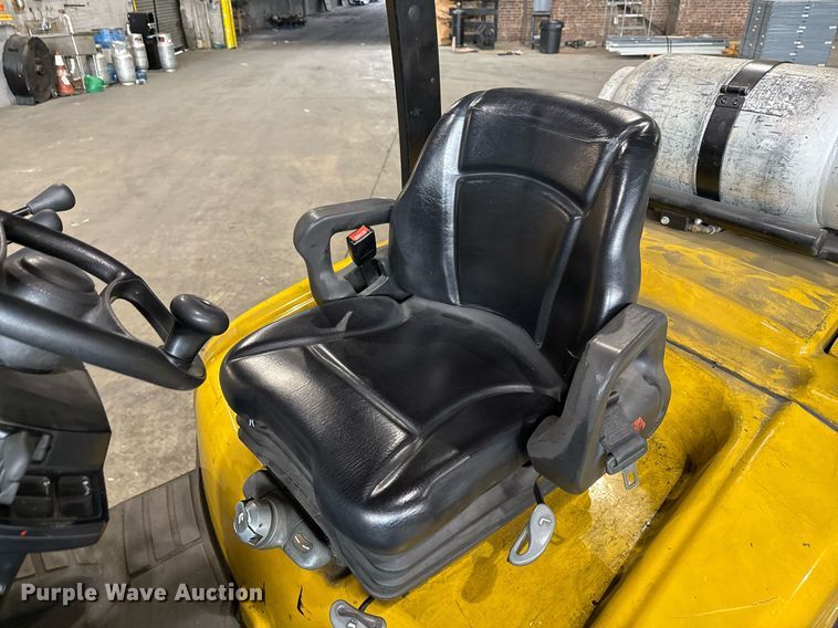 image for item MZ9392 2018 Yale GLP050 forklift