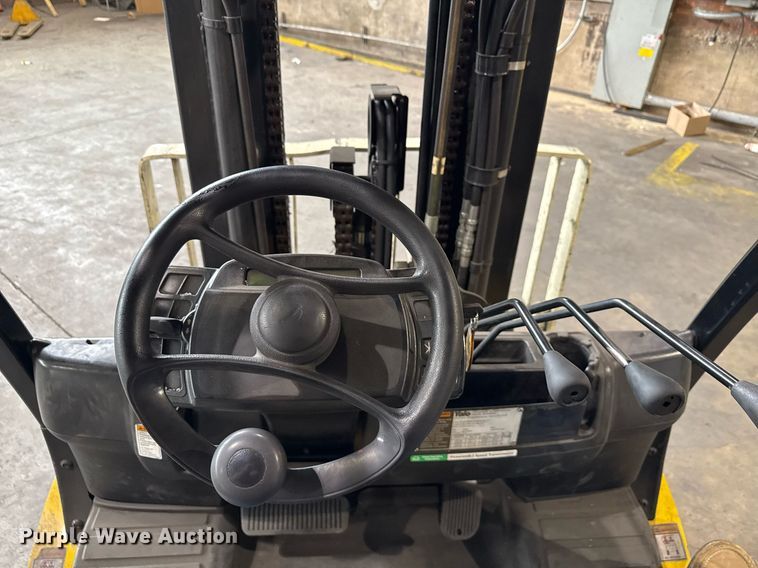 image for item MZ9392 2018 Yale GLP050 forklift