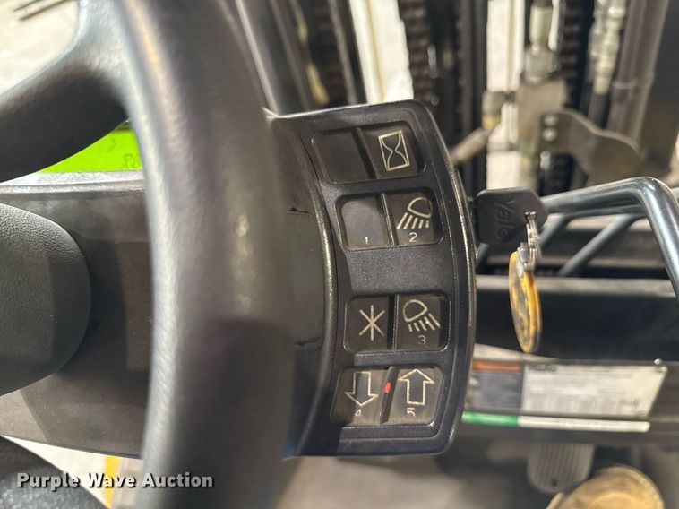 image for item MZ9392 2018 Yale GLP050 forklift