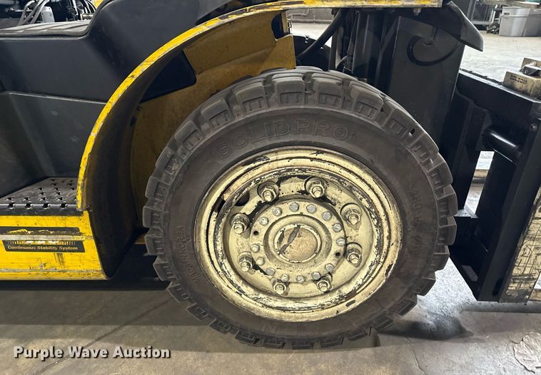 image for item MZ9392 2018 Yale GLP050 forklift