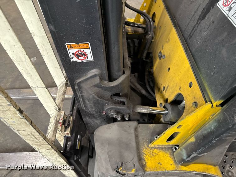 image for item MZ9393 2018 Yale GLP040 forklift