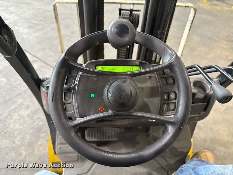 image for item MZ9393 2018 Yale GLP040 forklift