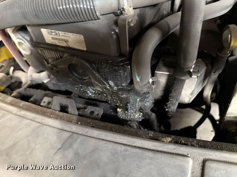 image for item MZ9393 2018 Yale GLP040 forklift