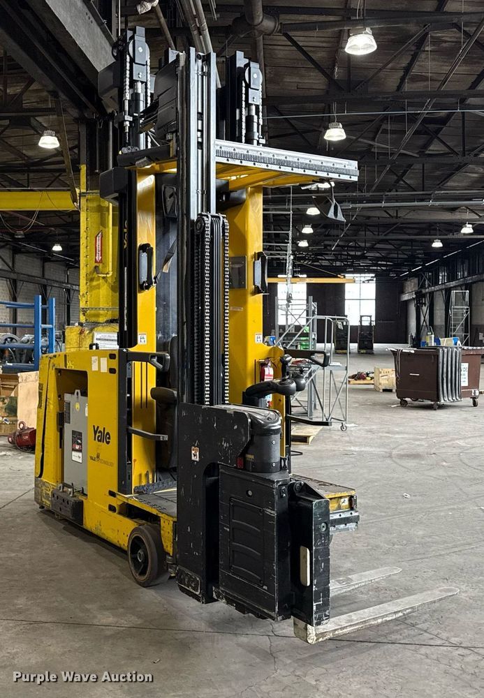 image for item MZ9395 2017 Yale NTA030SB turret truck