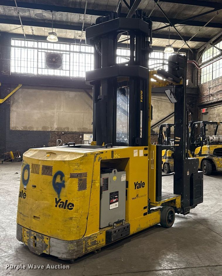 image for item MZ9395 2017 Yale NTA030SB turret truck