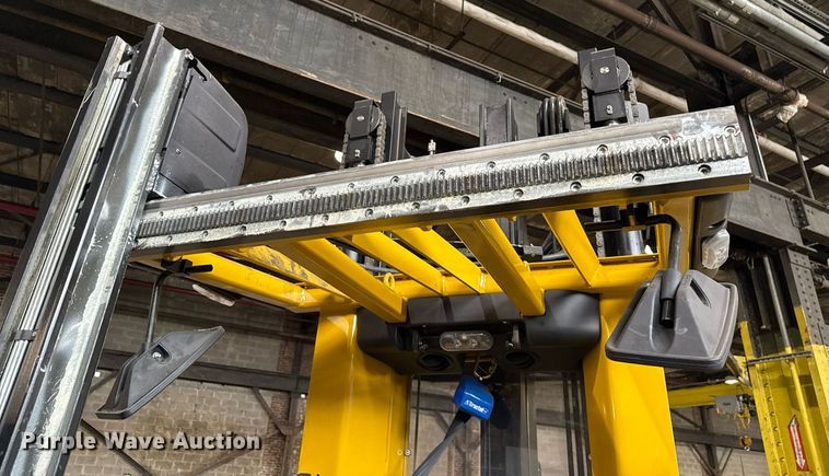 image for item MZ9395 2017 Yale NTA030SB turret truck