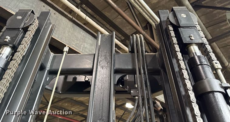 image for item MZ9395 2017 Yale NTA030SB turret truck