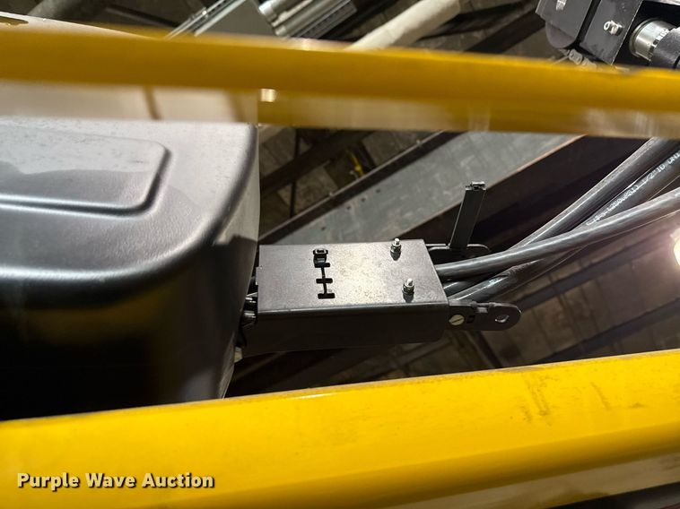 image for item MZ9395 2017 Yale NTA030SB turret truck