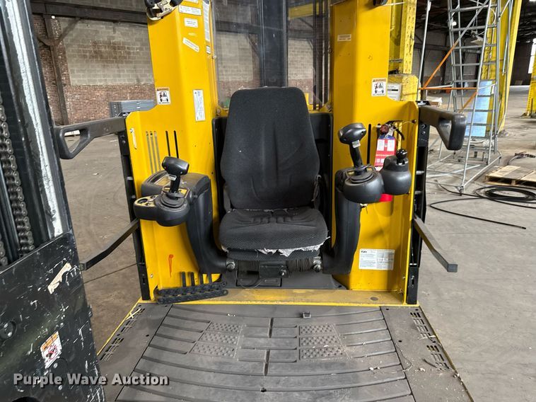 image for item MZ9395 2017 Yale NTA030SB turret truck