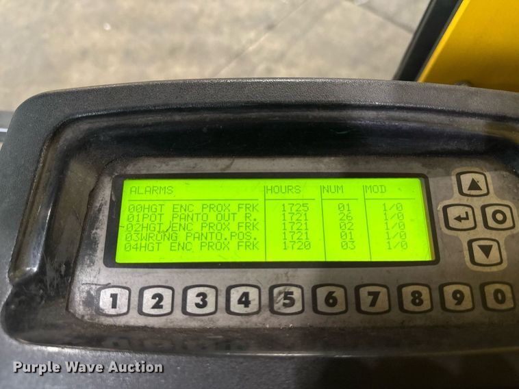 image for item MZ9395 2017 Yale NTA030SB turret truck