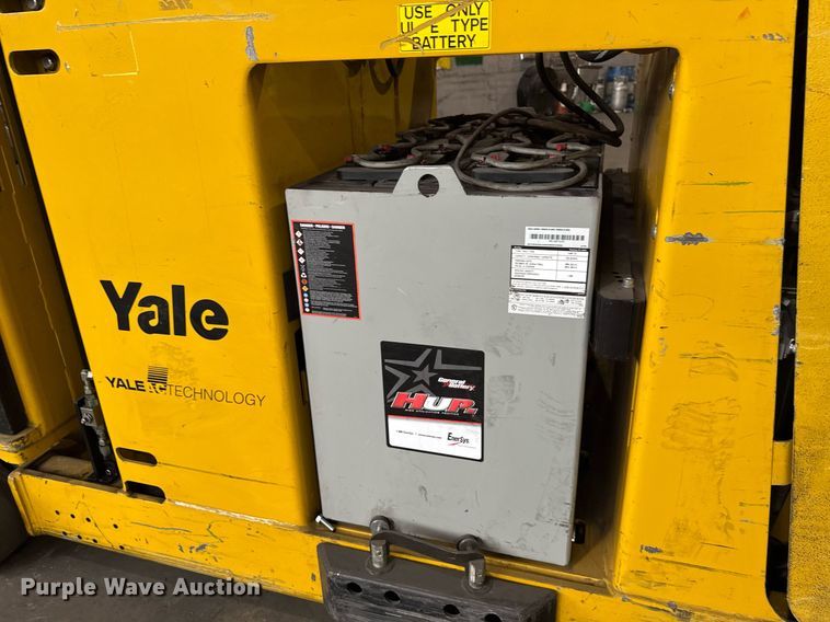 image for item MZ9395 2017 Yale NTA030SB turret truck